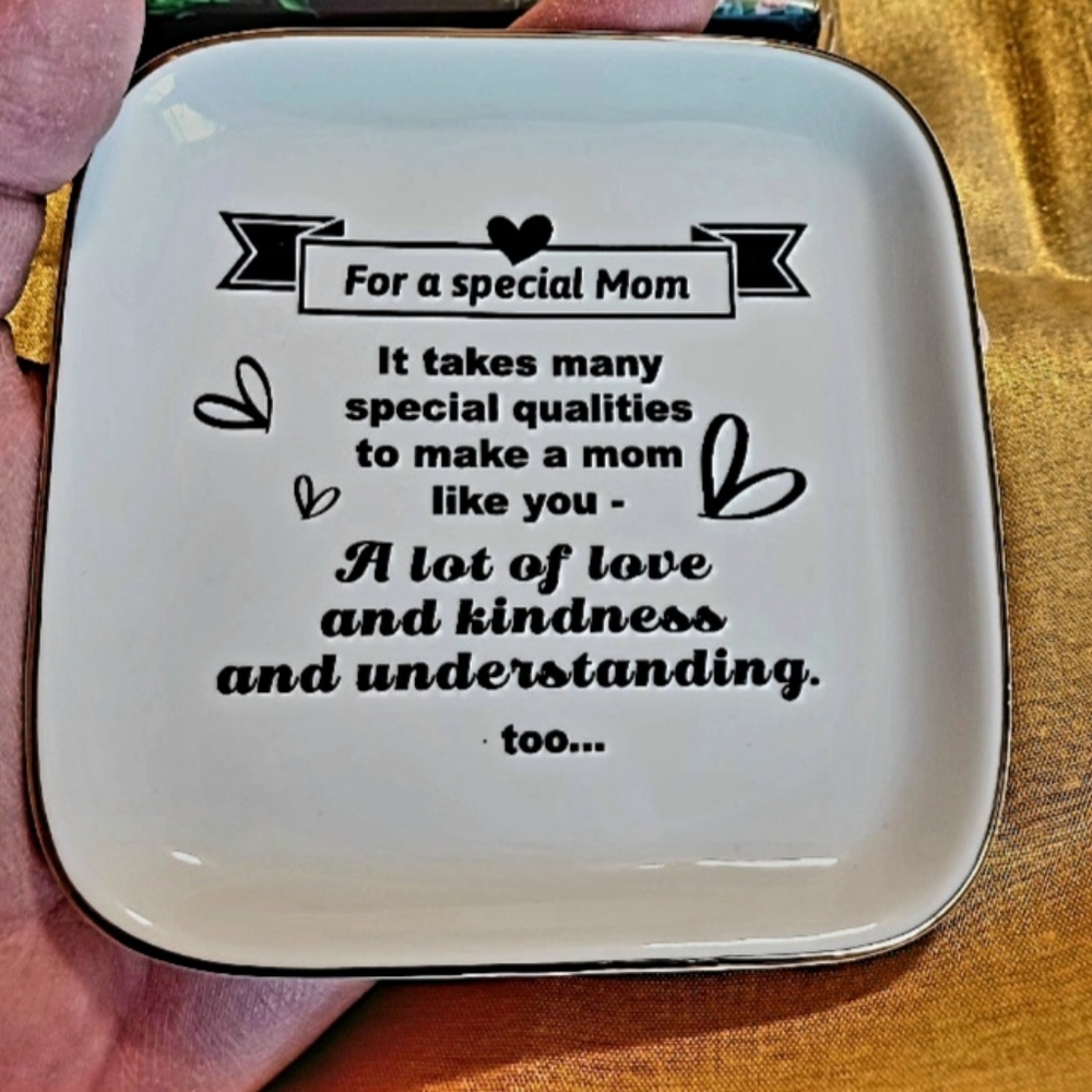 Jewelry tray for A SPECIAL MOM - Picture 3 of 4
